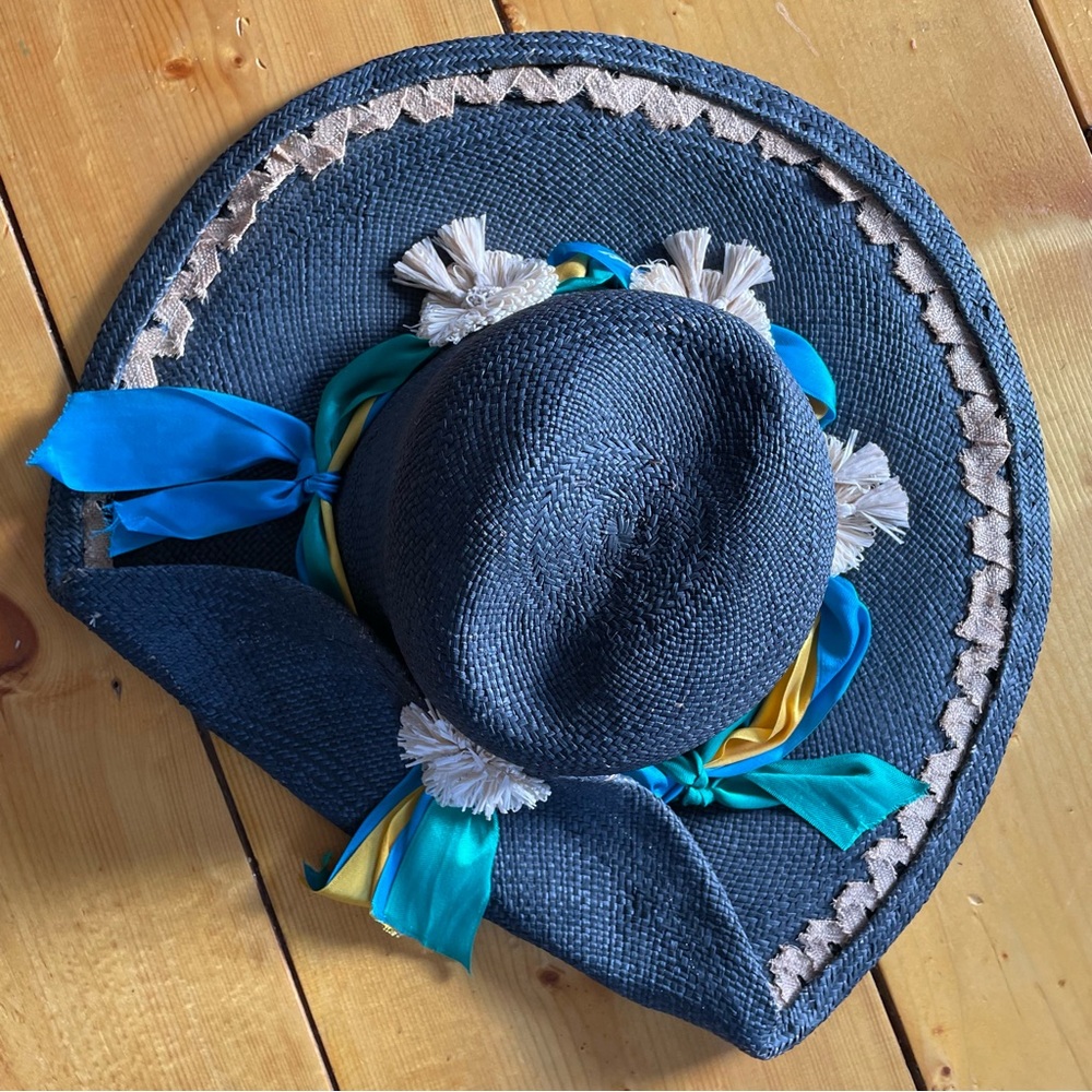 Von Henneberg Raffia Derby Hat Black with Ribbon Straw Floral Detail